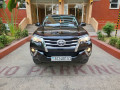 toyota-fortuner-2019-small-0
