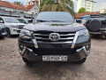 toyota-fortuner-2018-small-0