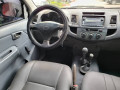 toyota-hilux-pick-up-small-5