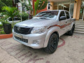 toyota-hilux-pick-up-small-2