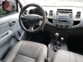toyota-hilux-pick-up-small-7