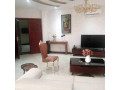 bel-appartement-meuble-de-3-chambres-gombe-small-0