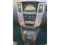 toyota-harrier-small-11