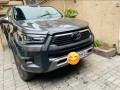 jeep-pick-up-toyota-hilux-2022-small-0