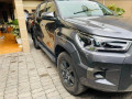 jeep-pick-up-toyota-hilux-2022-small-1